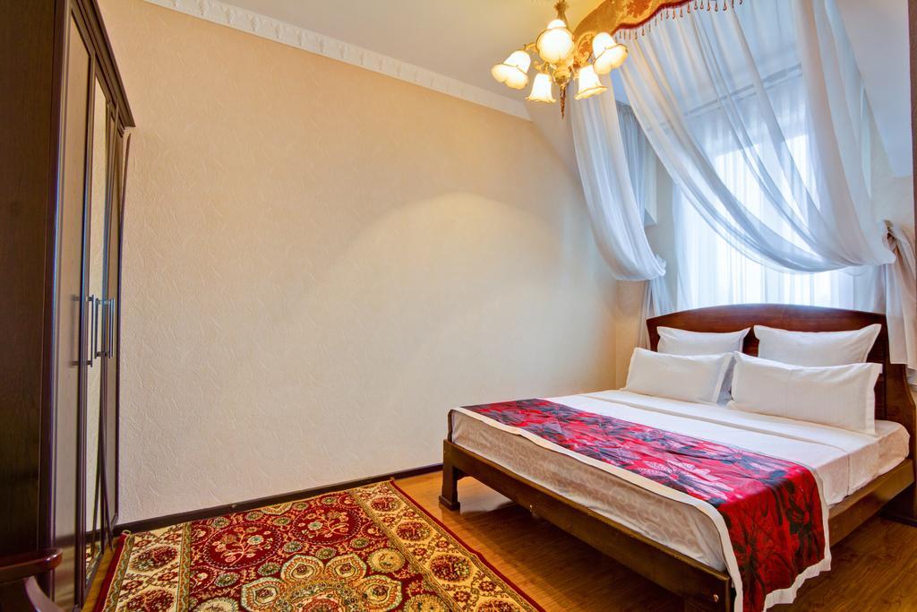 King House Hotel Bishkek Ngoại thất bức ảnh